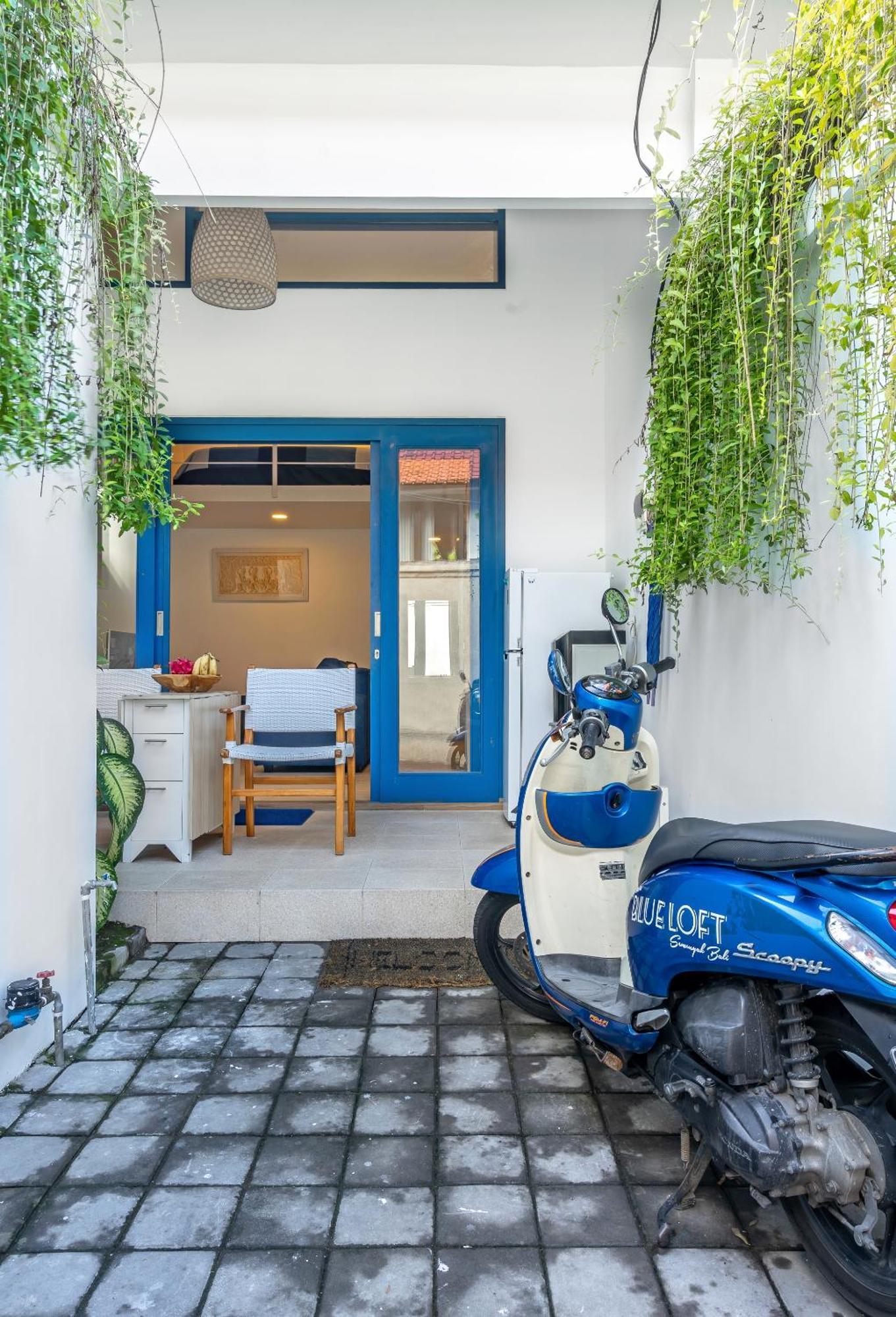 The Blue Loft Seminyak Free Scooter Apartamento Exterior foto